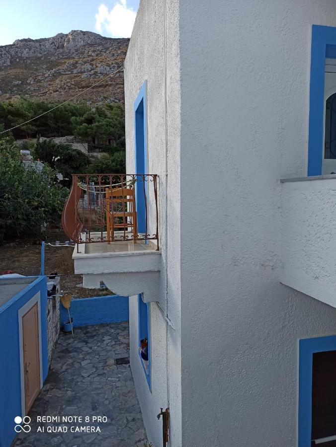 Giannis Apartments By Climbing House Panormos  エクステリア 写真