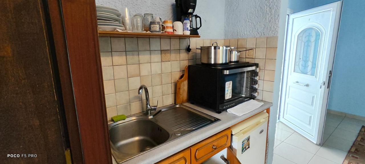 Giannis Apartments By Climbing House Panormos  エクステリア 写真