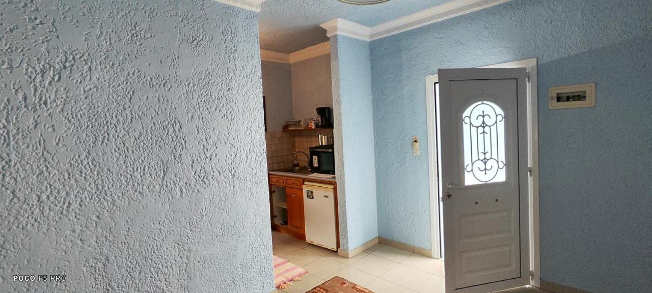 Giannis Apartments By Climbing House Panormos  エクステリア 写真