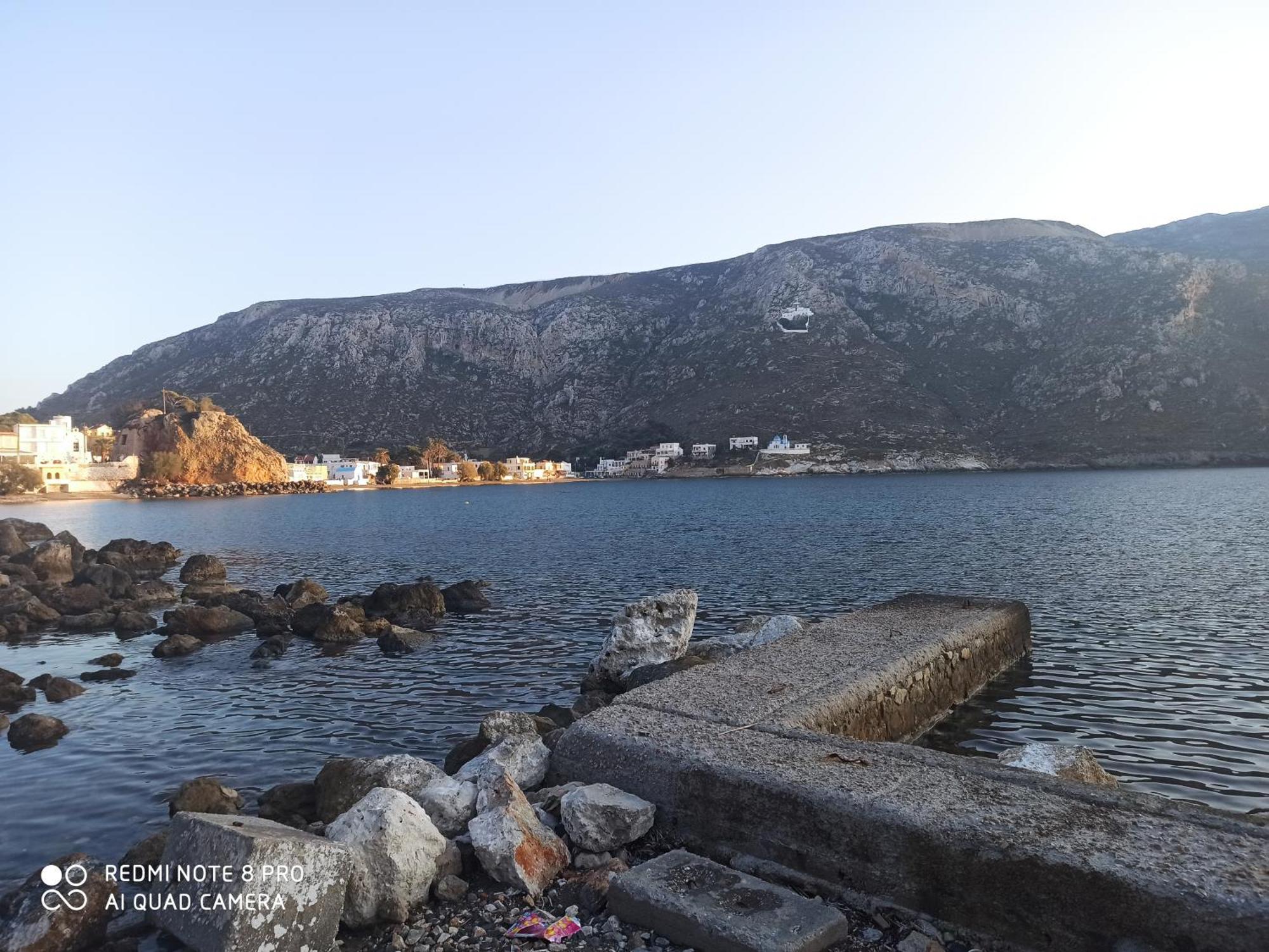 Giannis Apartments By Climbing House Panormos  エクステリア 写真