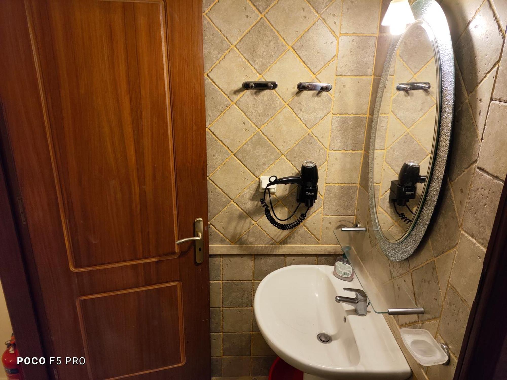 Giannis Apartments By Climbing House Panormos  エクステリア 写真